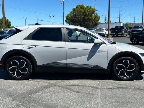 Used 2023 Hyundai Ioniq 5 SEL AWD/4WD image 3
