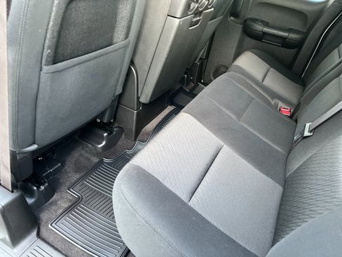 Used 2013 Chevrolet Silverado 2500 LT w/ Suspension Package, Off-Road image 4