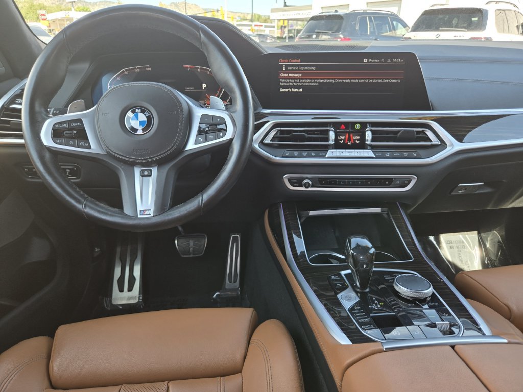 Used 2021 BMW X7 xDrive40i w/ M Sport Package AWD/4WD image 25
