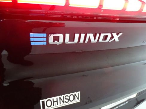 Used 2025 Chevrolet Equinox EV LT image 23