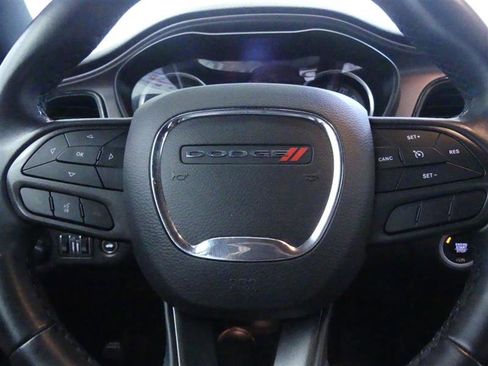 Used 2023 Dodge Challenger SXT image 18