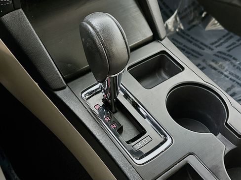 Used 2019 Subaru Legacy 3.6R Limited w/ Popular Package #2A image 17