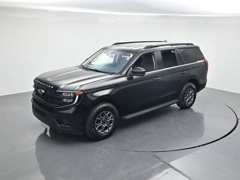 Certified 2025 Ford Expedition Active RWD image 41
