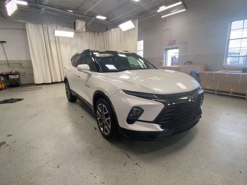Certified 2023 Chevrolet Blazer RS w/ LPO, Floor Liner Package AWD/4WD image 3