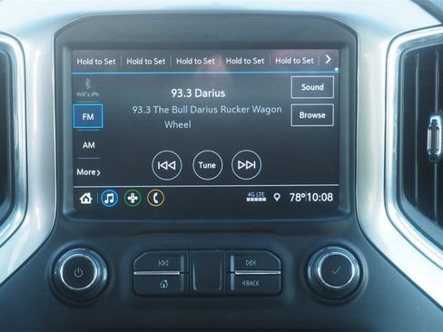 Used 2020 Chevrolet Silverado 2500 LT w/ Convenience Package image 19