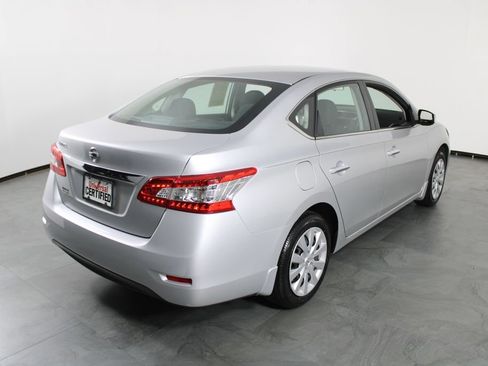 Used 2015 Nissan Sentra S FWD image 3