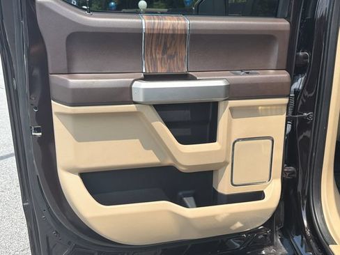 Certified 2019 Ford F150 Lariat AWD/4WD image 23