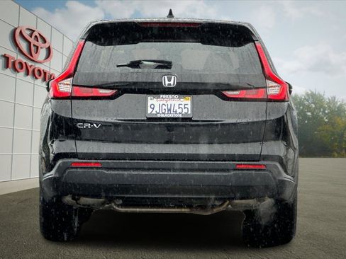 Used 2024 Honda CR-V EX image 4