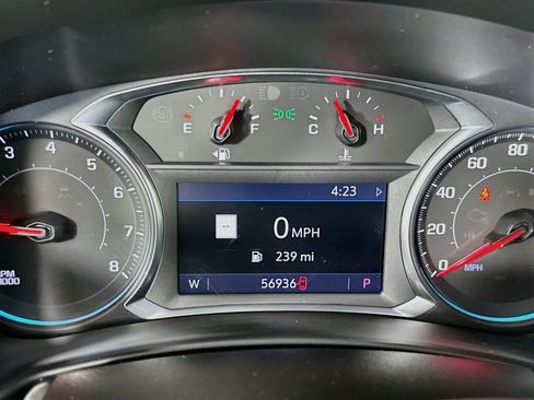 Used 2019 Chevrolet Equinox LT w/ Sun & Navigation Package AWD/4WD image 19
