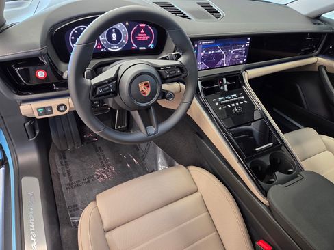 New 2026 Porsche Panamera RWD image 4