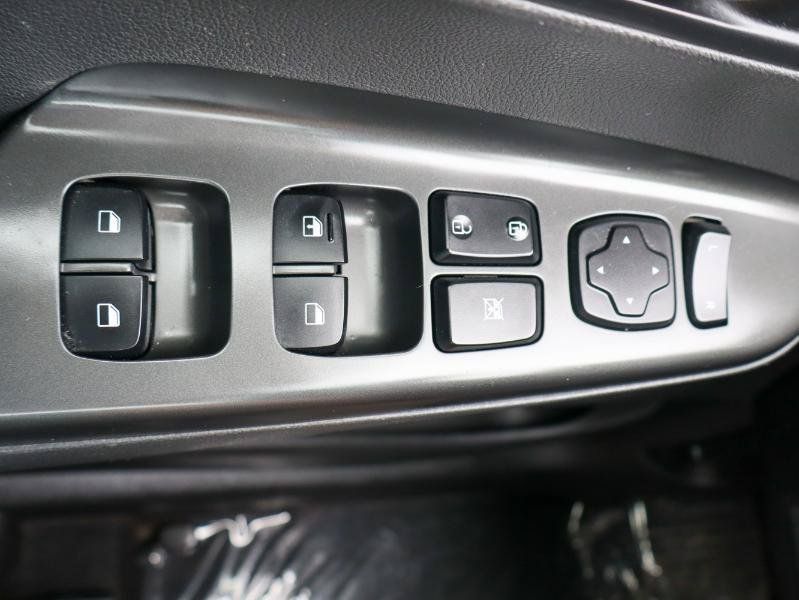Used 2020 Hyundai Kona SE w/ Cargo Package FWD image 22