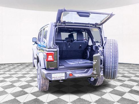 New 2025 Jeep Wrangler Sahara image 36