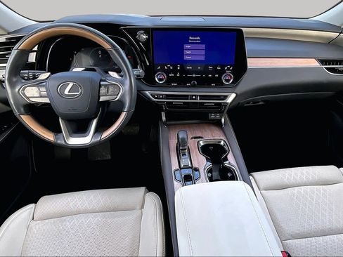 Used 2024 Lexus RX 350 FWD w/ Convenience Package image 16