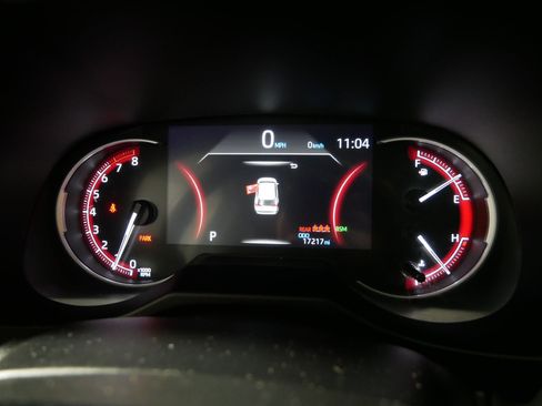Used 2024 Toyota RAV4 XLE AWD/4WD image 21