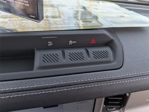 New 2025 Ford Bronco Outer Banks image 23