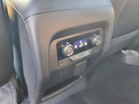 New 2026 Chevrolet Traverse LT image 27