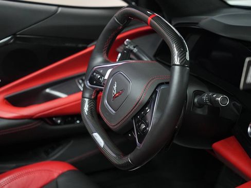 Used 2025 Chevrolet Corvette Z06 w/ Stealth Interior Trim Package RWD image 32