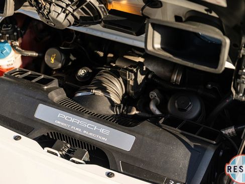 Used 2009 Porsche 911 Carrera S image 12