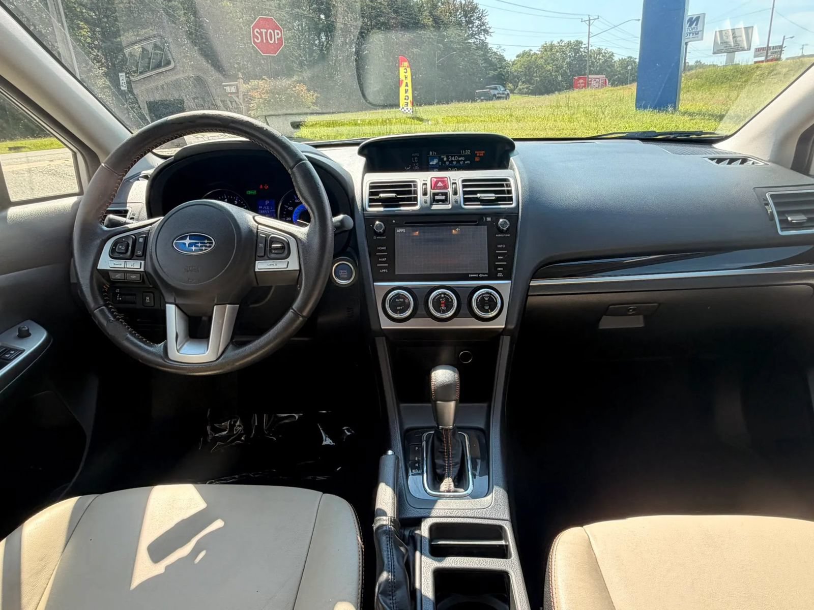 Used 2016 Subaru Crosstrek Touring AWD/4WD image 8