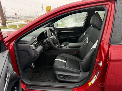 New 2026 Toyota Camry XLE w/ Convenience Package image 8