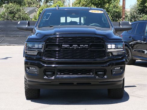 Used 2020 RAM 2500 Limited AWD/4WD image 7
