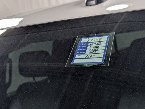 Used 2025 Chevrolet Silverado 2500 LT image 29