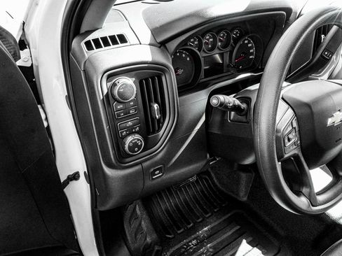 New 2025 Chevrolet Silverado 1500 W/T image 21