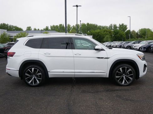 Used 2024 Volkswagen Atlas SEL Premium R-Line AWD/4WD image 7