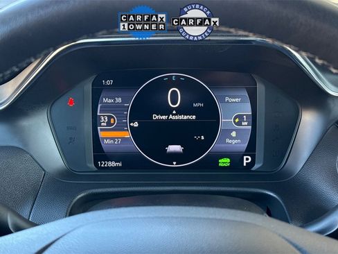 Used 2023 Chevrolet Bolt EUV LT w/ Comfort Package image 36