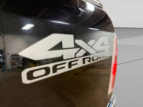 Used 2017 RAM 2500 Laramie AWD/4WD image 45
