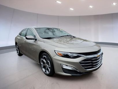 Used 2023 Chevrolet Malibu LT