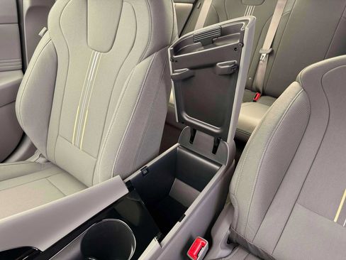 New 2026 Hyundai Elantra Sport image 18