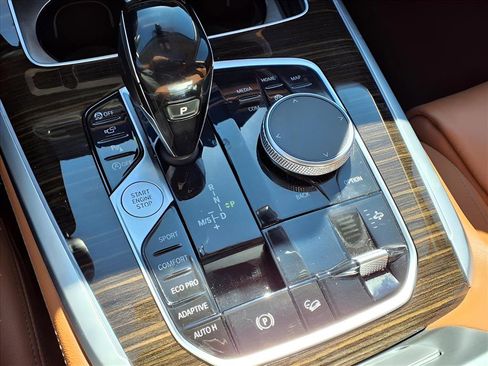 Used 2019 BMW X7 xDrive40i w/ Premium Package image 19