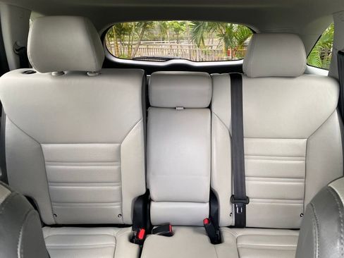 Used 2020 Kia Sorento SX image 18