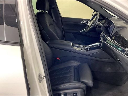 Used 2025 BMW X6 xDrive40i w/ Climate Comfort Package AWD/4WD image 10