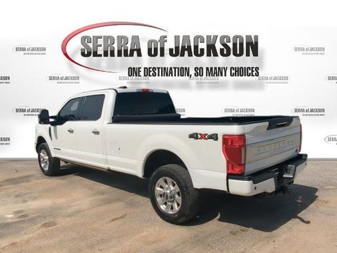 Used 2021 Ford F350 Platinum AWD/4WD image 6