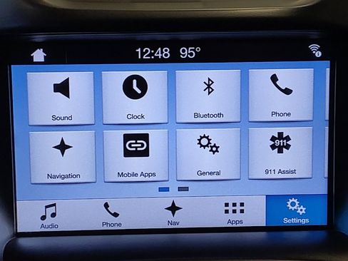 Used 2017 Ford Escape SE w/ Equipment Group 201A FWD image 25
