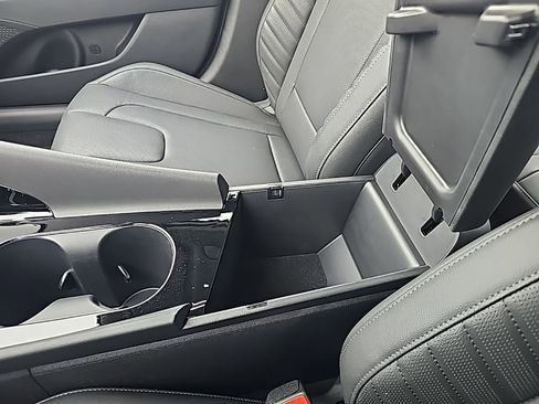 New 2026 Hyundai Elantra Limited image 24