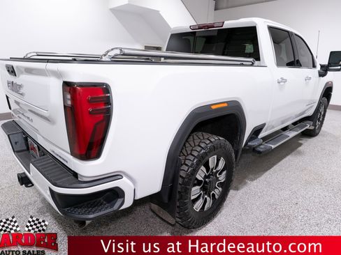 Used 2024 GMC Sierra 2500 Denali w/ Technology Package image 5