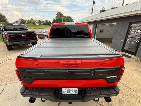 Used 2018 Ford F150 Raptor w/ Equipment Group 802A Luxury AWD/4WD image 5