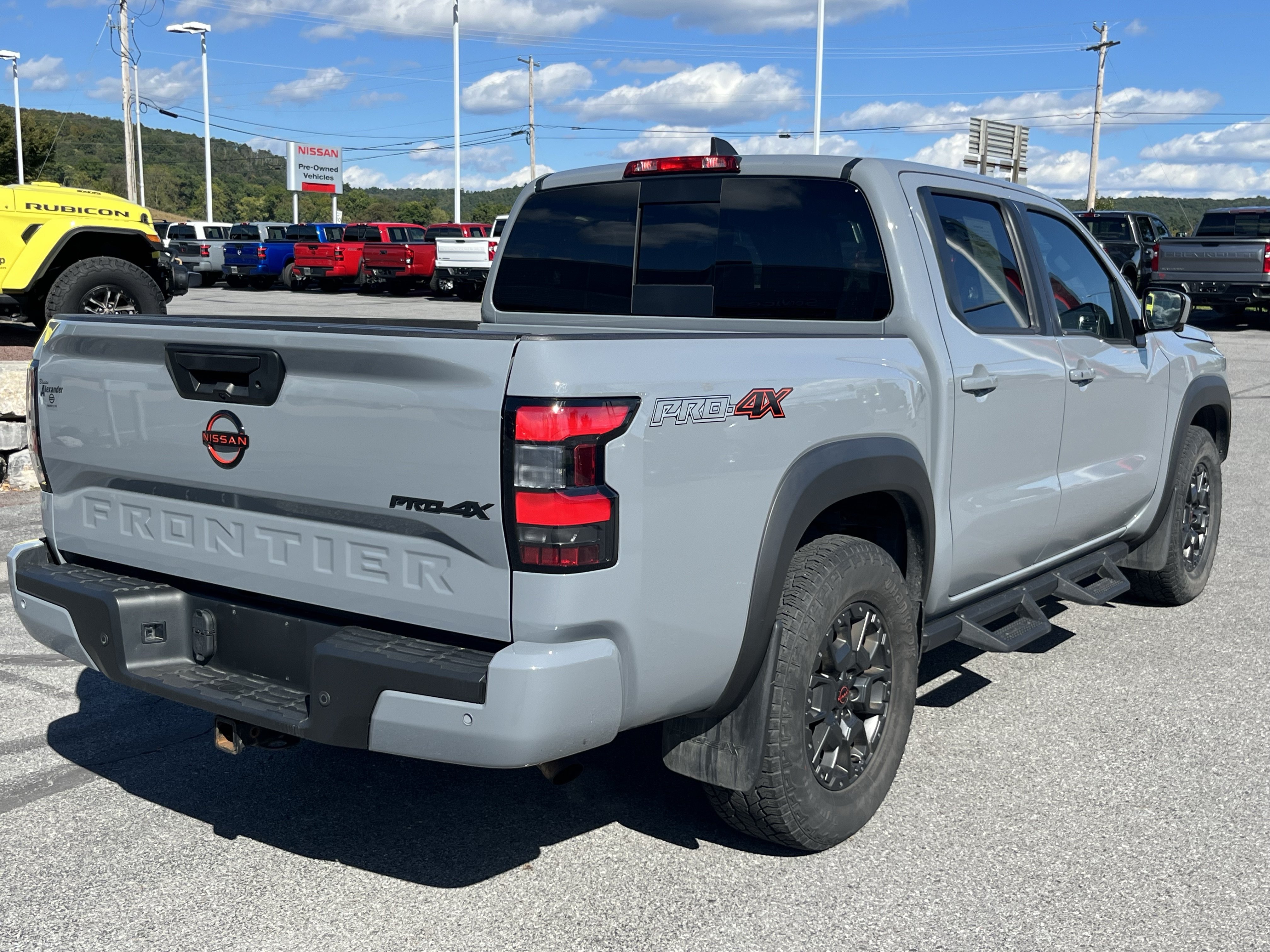 Used 2024 Nissan Frontier PRO-4X w/ Pro Premium Package AWD/4WD image 5