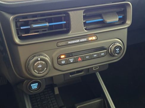 New 2025 Ford Maverick Lobo image 31