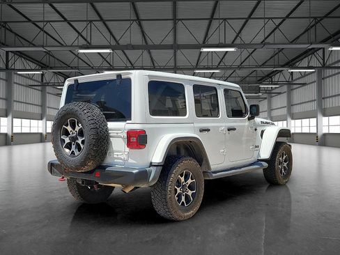 Used 2018 Jeep Wrangler Unlimited Rubicon AWD/4WD image 4