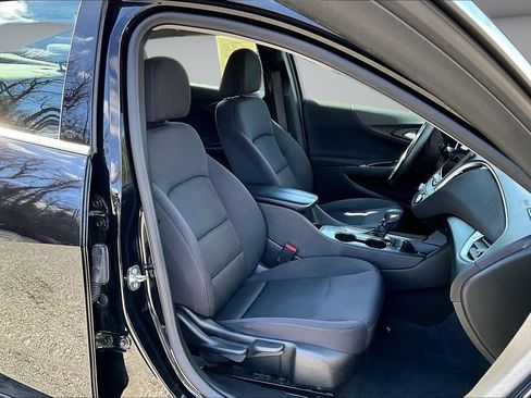 Used 2024 Chevrolet Malibu LT image 27