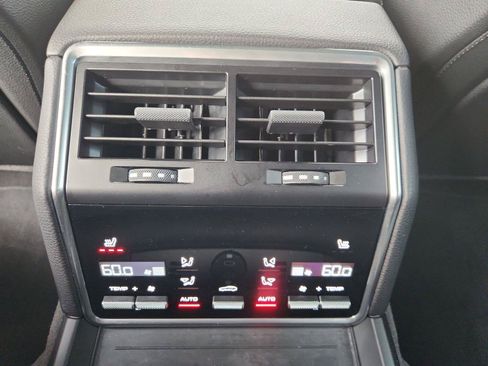 Used 2023 Porsche Panamera Platinum Edition RWD image 21