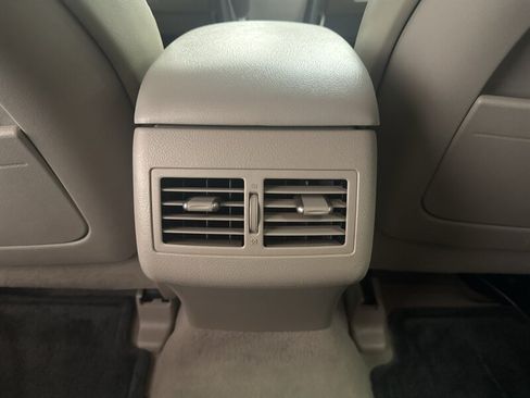 Used 2009 Toyota Camry Hybrid FWD image 29