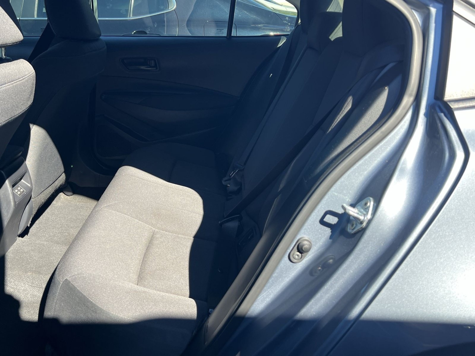 Used 2025 Toyota Corolla LE FWD image 20