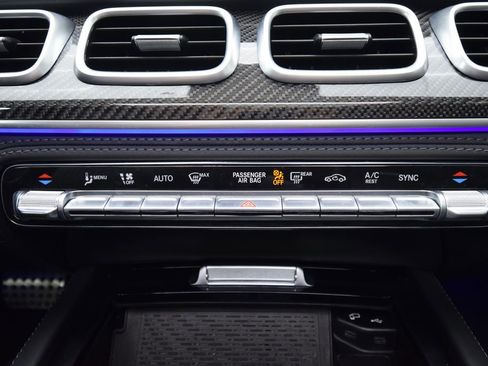 Used 2022 Mercedes-Benz GLE 53 AMG GLE 53 AMG 4MATIC image 34