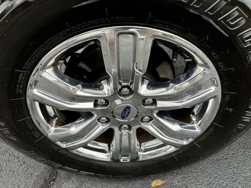 Used 2019 Ford Ranger XLT w/ Equipment Group 302A Luxury image 8