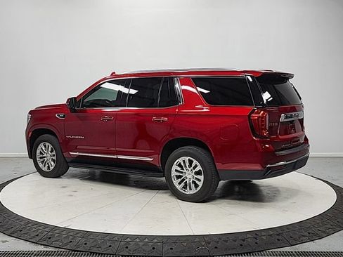 Used 2022 GMC Yukon SLT w/ SLT Luxury Package AWD/4WD image 5